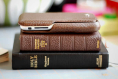 Aplicativos para celular de leitura e ora��o: YouVersion e PrayerMail